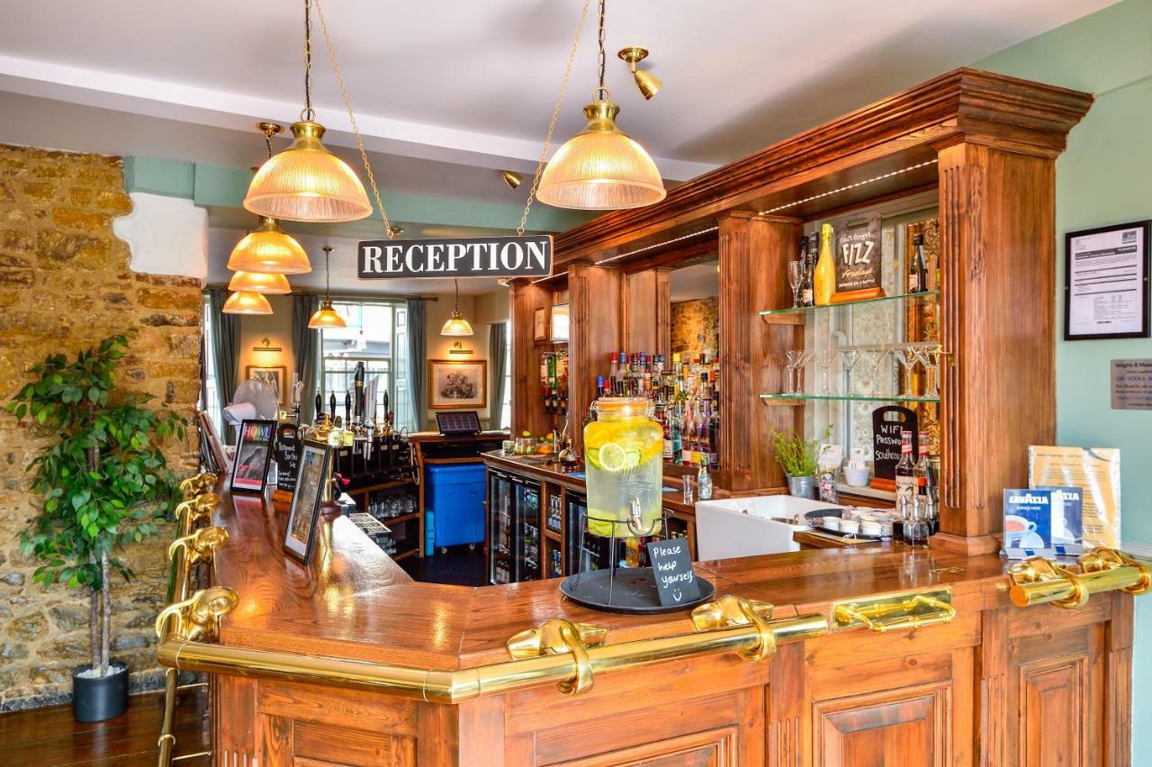 The George Hotel Axminster Exteriér fotografie